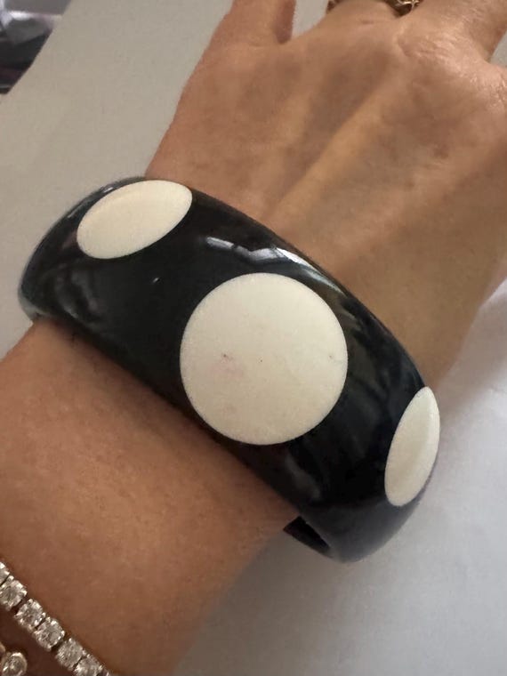 Vintage lucite bangle bracelet black with white polka dots too cool for school!