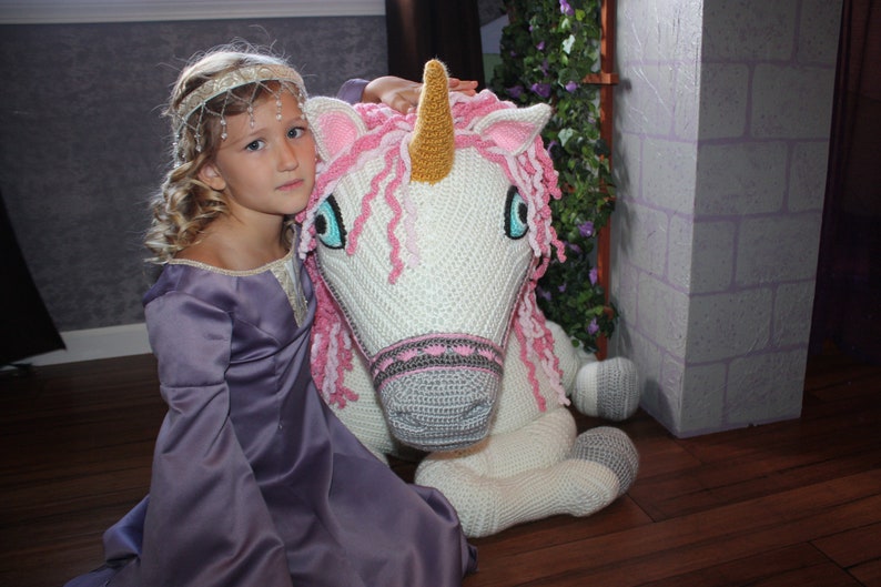 סיכות תנין מיני CELESTE UNICORN main image 1