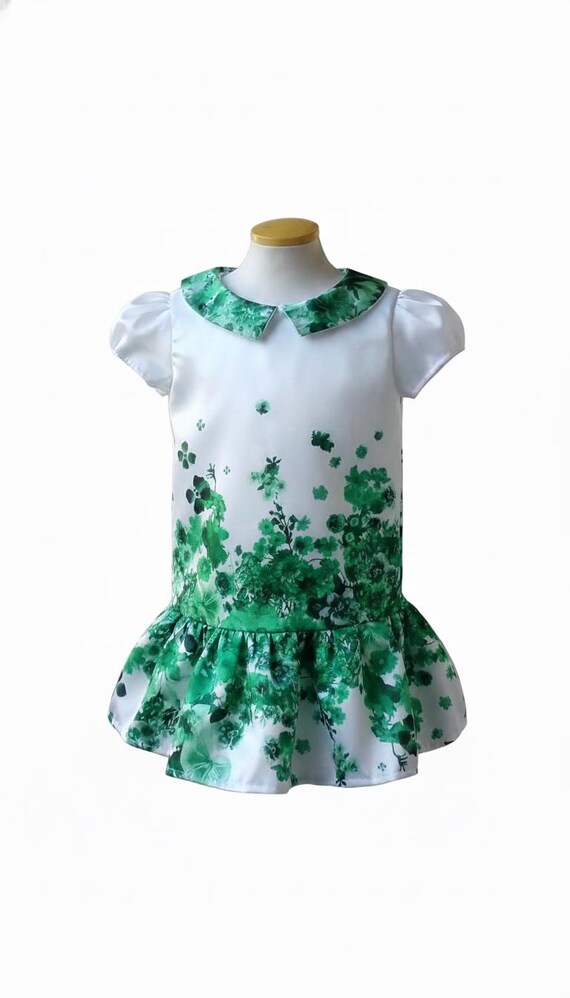 unique christmas dress Stylish Christmas Outfits Inspired by Vintage Fashion