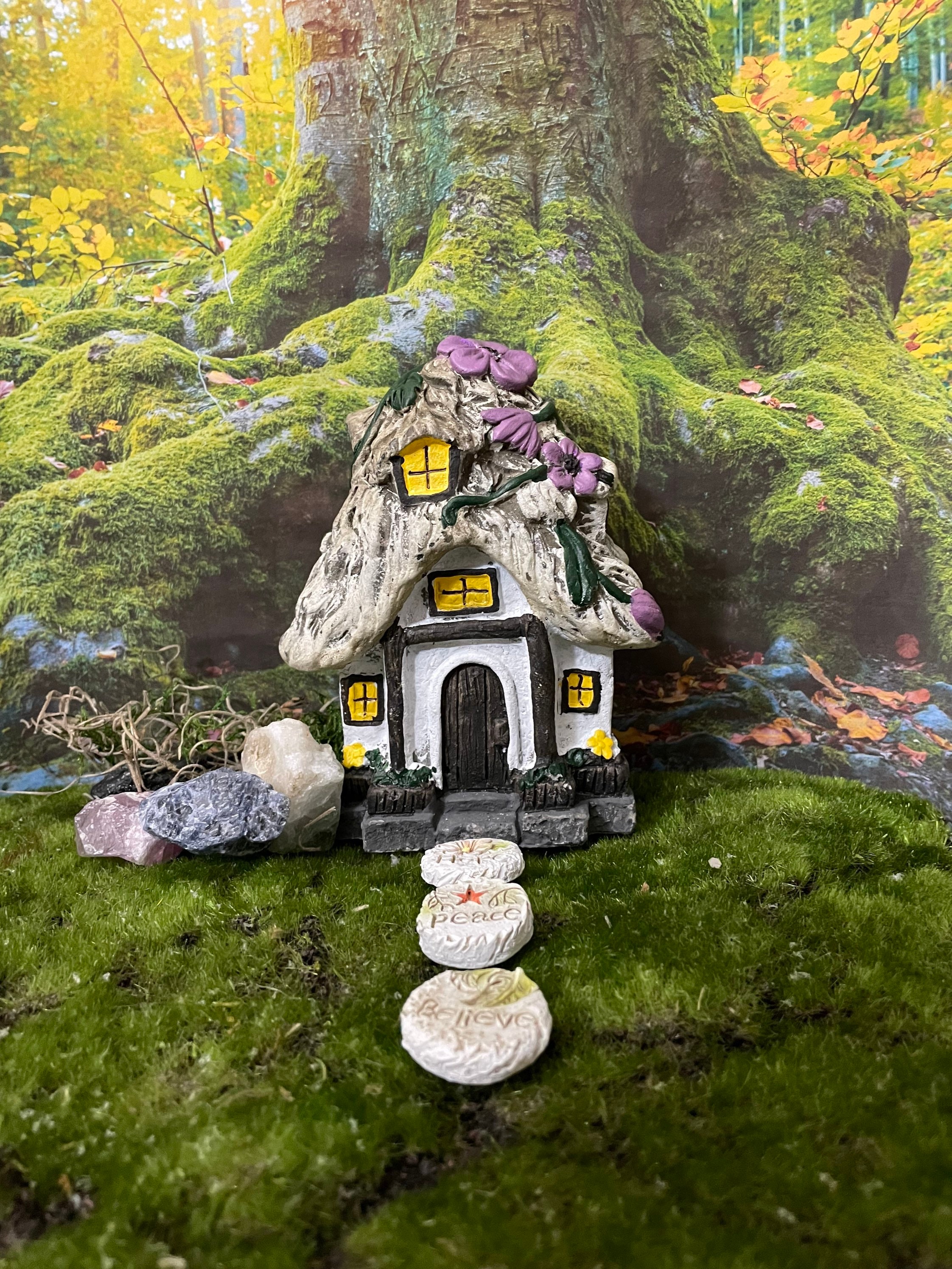 ミニチュアストーンフェアリーガーデンハウス手描きのミニチュア