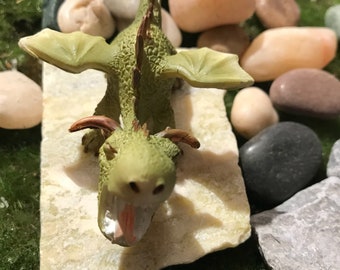 Sweet miniature green roaring dragon, miniature garden supply, fairy garden accessories, terrarium supply
