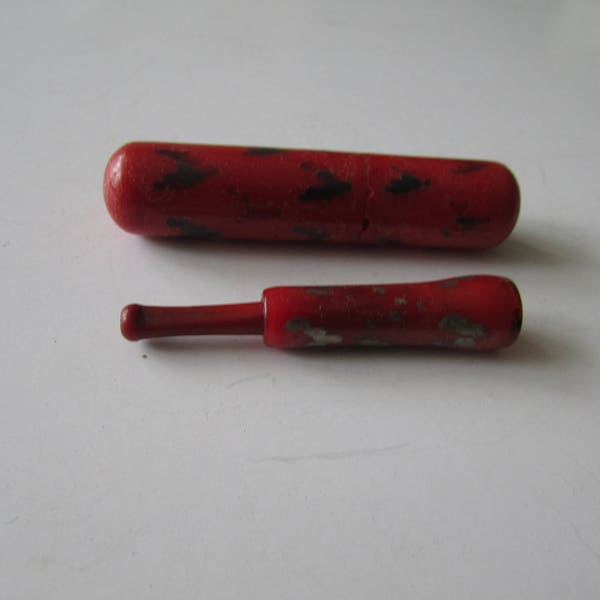 Vintage Red Deco Cigarette Holder Collapsible Purse Ladies Cigarette Tip Holder in Plastic Case