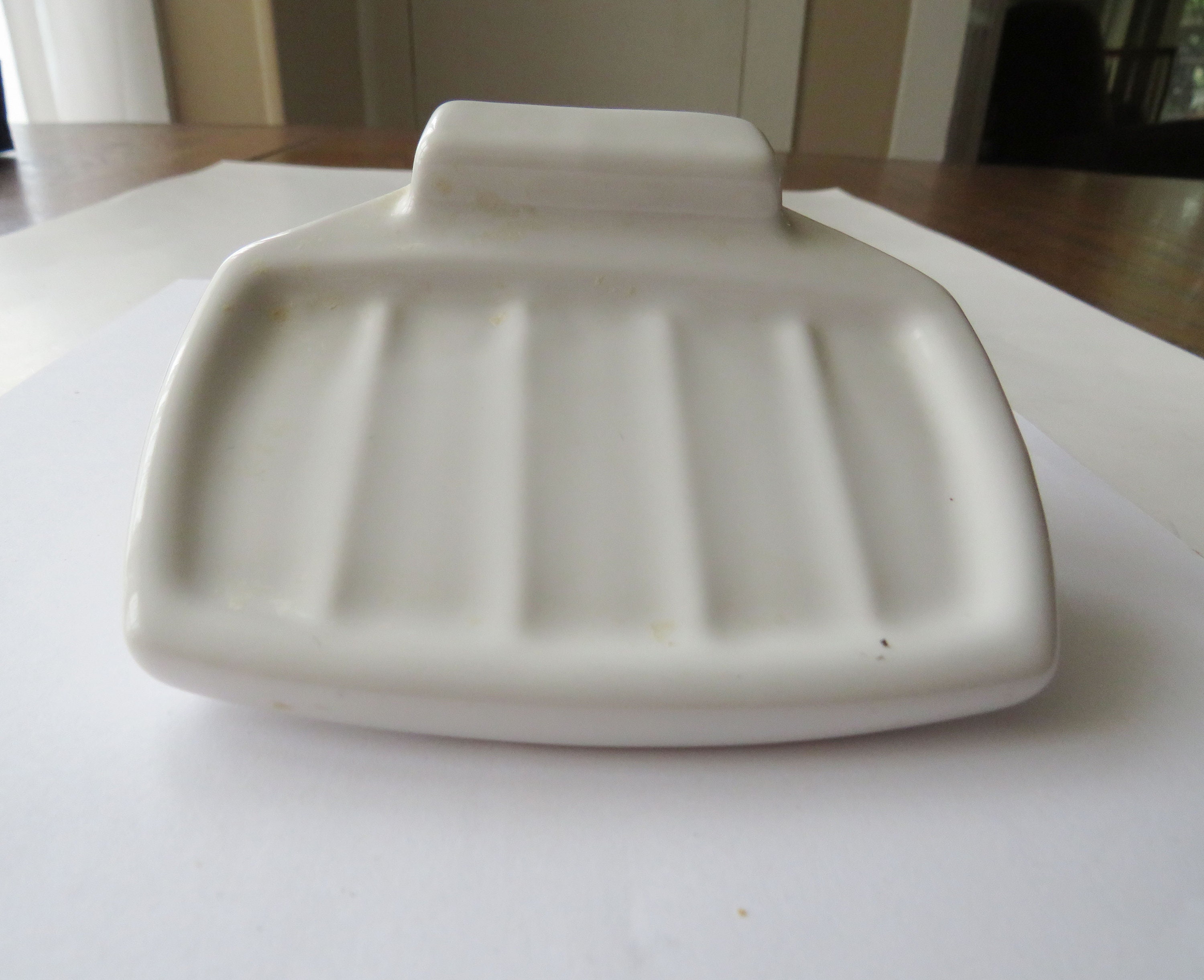 Vintage Wall Mount Soap Dish White/Green Ivy Porcelain Tray