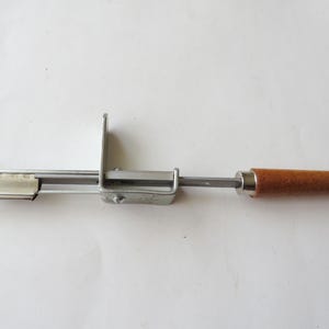 Vintage Metal Large Rug Needle Wood Handle  Canada