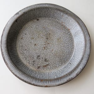 Moule à tarte en granit gris antique vintage émaillé, granit, décoration de cuisine de campagne minable