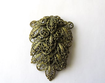 Antique Brass Dress Fur Clip Vintage