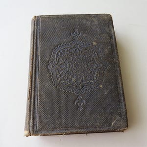 Livre vintage Mémoires antiques de Robert Southey & His Poetry des années 1800