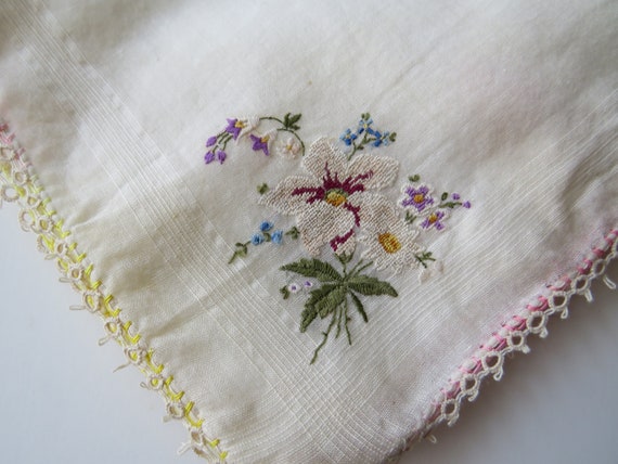 Antique Tatted & Petit Point Tatting Hankies Peti… - image 3