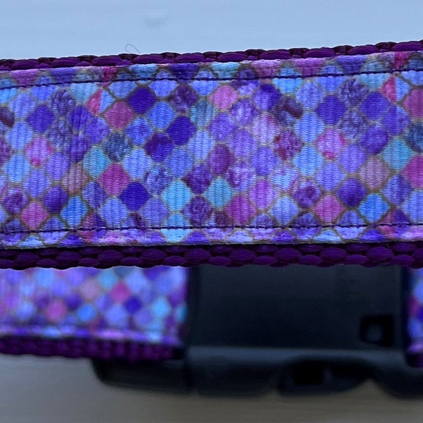 Diamond print dog collar