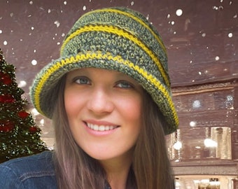 Wool crochet cloche hat with brim L size by Hatmilia