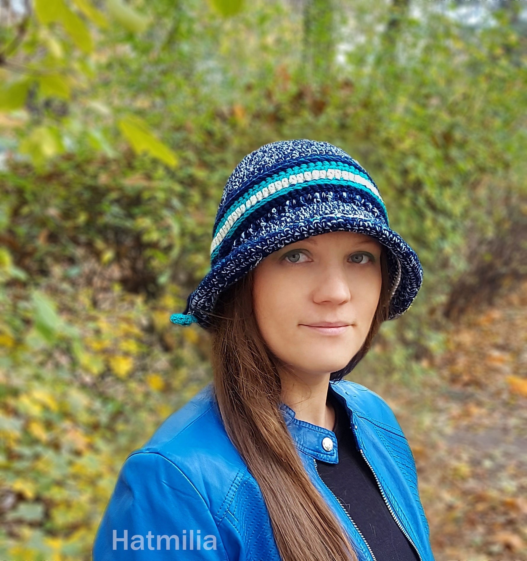 Curly Hair Crochet Bucket Hat Navy Blue 