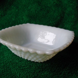 Vintage Diamond Pattern Square White Milk Glass Dish