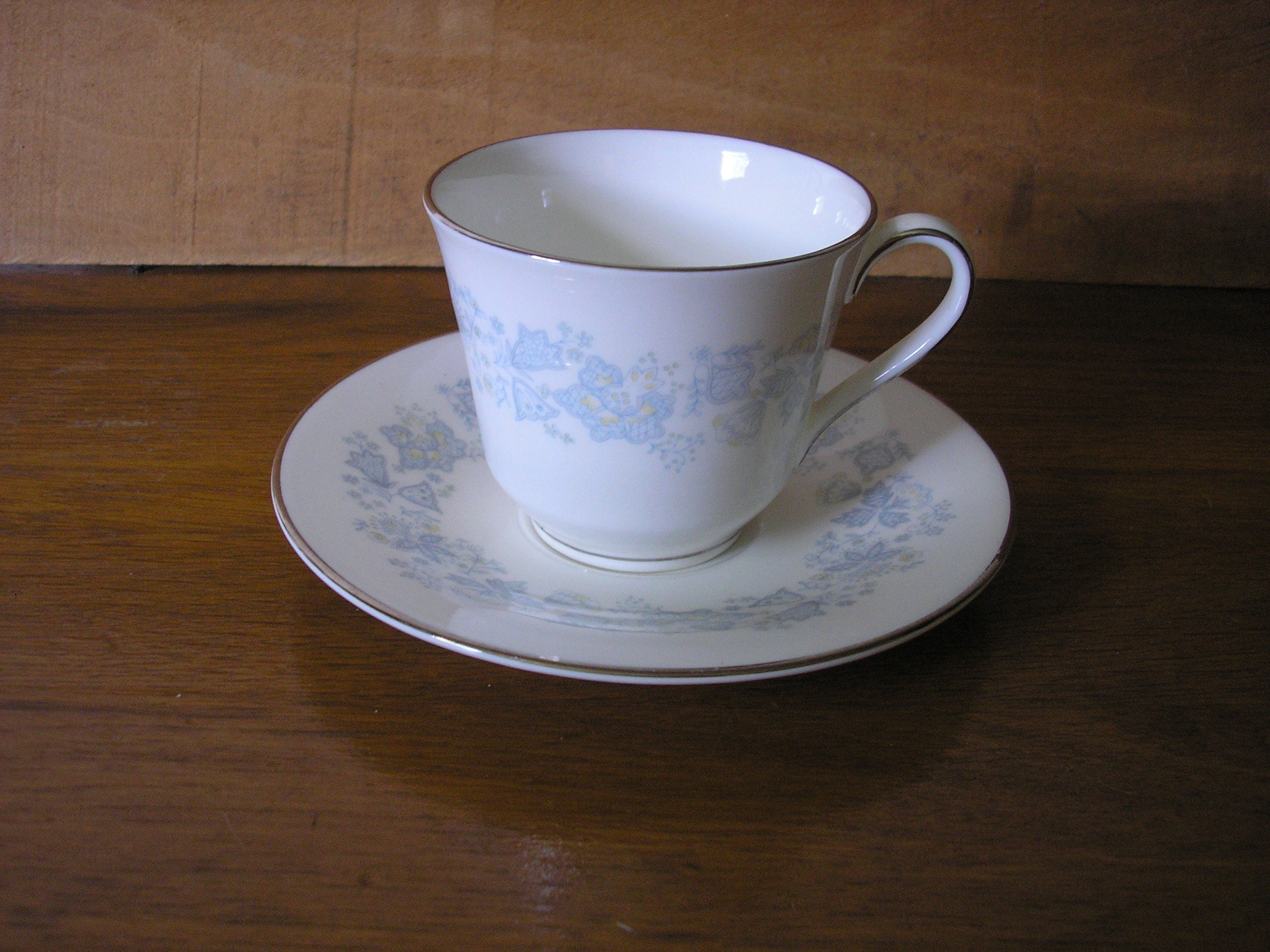 Royal doulton tea cup and saucer - Etsy 日本 Royal doulton tea cup and saucer - Etsy 日本