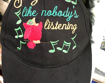 Canta como si nadie escuchara la gorra de bola negra ajustable