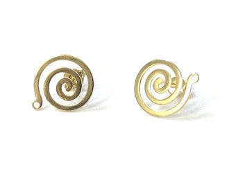 Boucle d'oreille en spirale. Boucle d'oreille en gold filled. Or 18/20.  Poteau en spirale ouvert