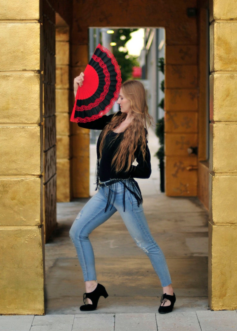 Large 24 Flamenco fan, abanico, red, black, Spanish, Andalucía, dance, accessory, from Sevilla, Seville wood, fabric, lace image 2