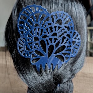 Large Spanish hair comb with blue accents. Vintage Antique Art Deco Large Celluloid Blue Rhinestone Hair Comb  main image 3
