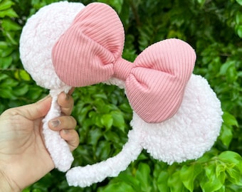 Sherpa Pink Disney ears, Disney Ears, Pink ears, Disney Holiday Headband, Mickey Minnie Mouse. Pink Minnie ears. Plush Disney Ears.