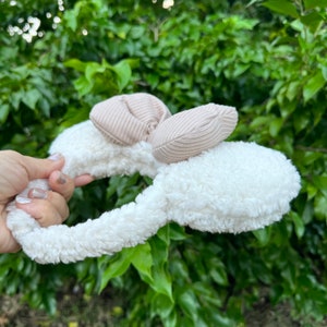 Krämfärgade Disney-öron i sherpa, Disney-öron, Krämfärgade öron, Disney-pannband i julstil, Musse Mimmi Pigg. Svarta Mimmi-öron. Plyschiga Disney-öron. bild 5