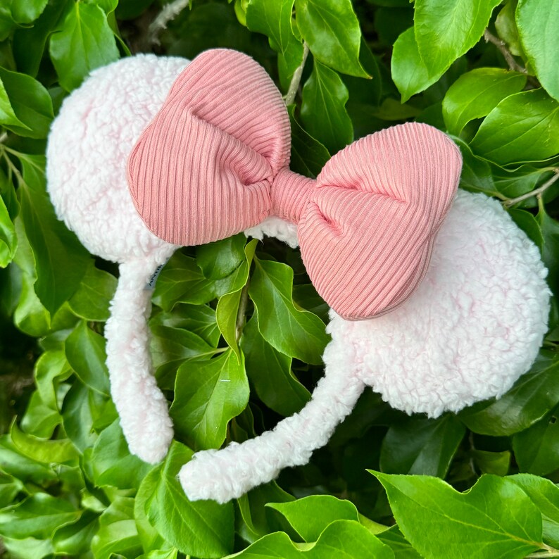 Orelhas Sherpa Rosa da Disney, Orelhas da Disney, Orelhas Rosa, Tiara de Natal da Disney, Mickey e Minnie. Orelhas Rosa da Minnie. Orelhas de Pelúcia da Disney. imagem 8