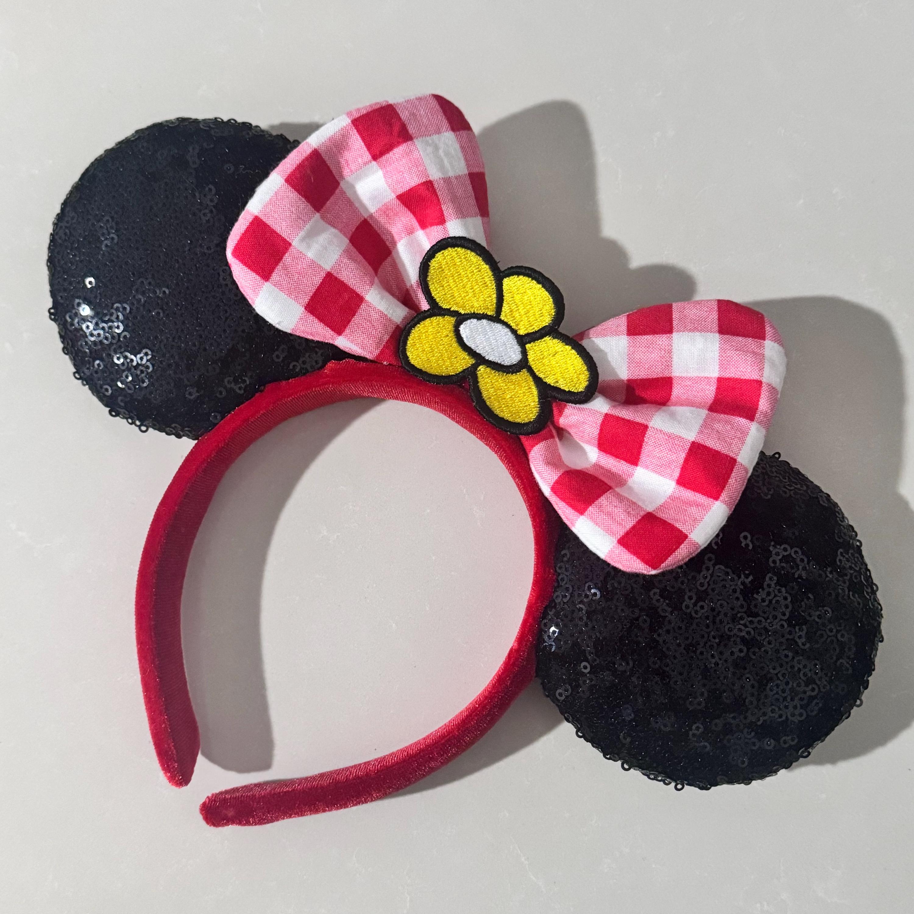 3-Piece Set, Mickey & Minnie Picnic with Pie Ear Headband Coming Soon! These Loungefly Picnic Pie Ears (and collection  main image 2