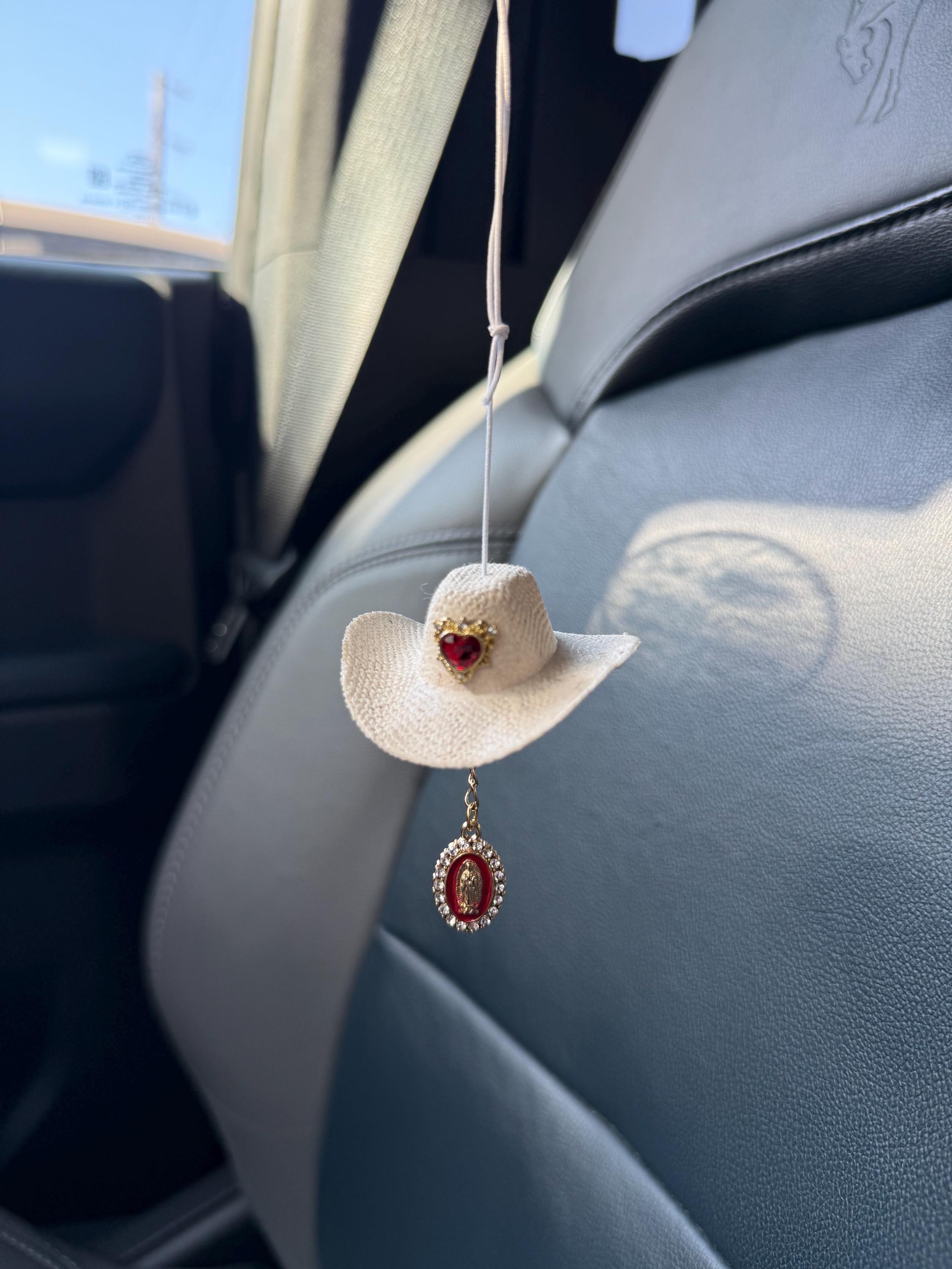 Religiöser Juwelenketten-Charm fürs Auto