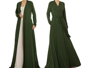 Robe portefeuille vert olive avec poches | Robe de salon Get Ready vert armée | Manteau de maison kimono | Peignoir de nuit à capuche EXTRA TALL 6719