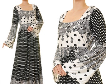 Black Maxi Dress Bell Sleeve Square Neckline Abaya | Floral Boho Dress | Modest Long Sleeve Maxi Dress | Maternity Maxi Dress 6162/2971