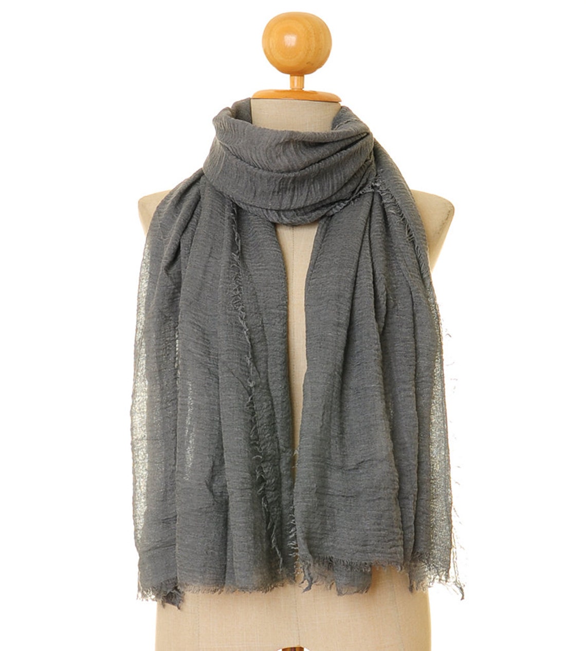 Grey Carmen scarf