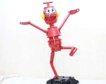 Sculpture "Nono ami d'Ulysse" By Recyclhome.