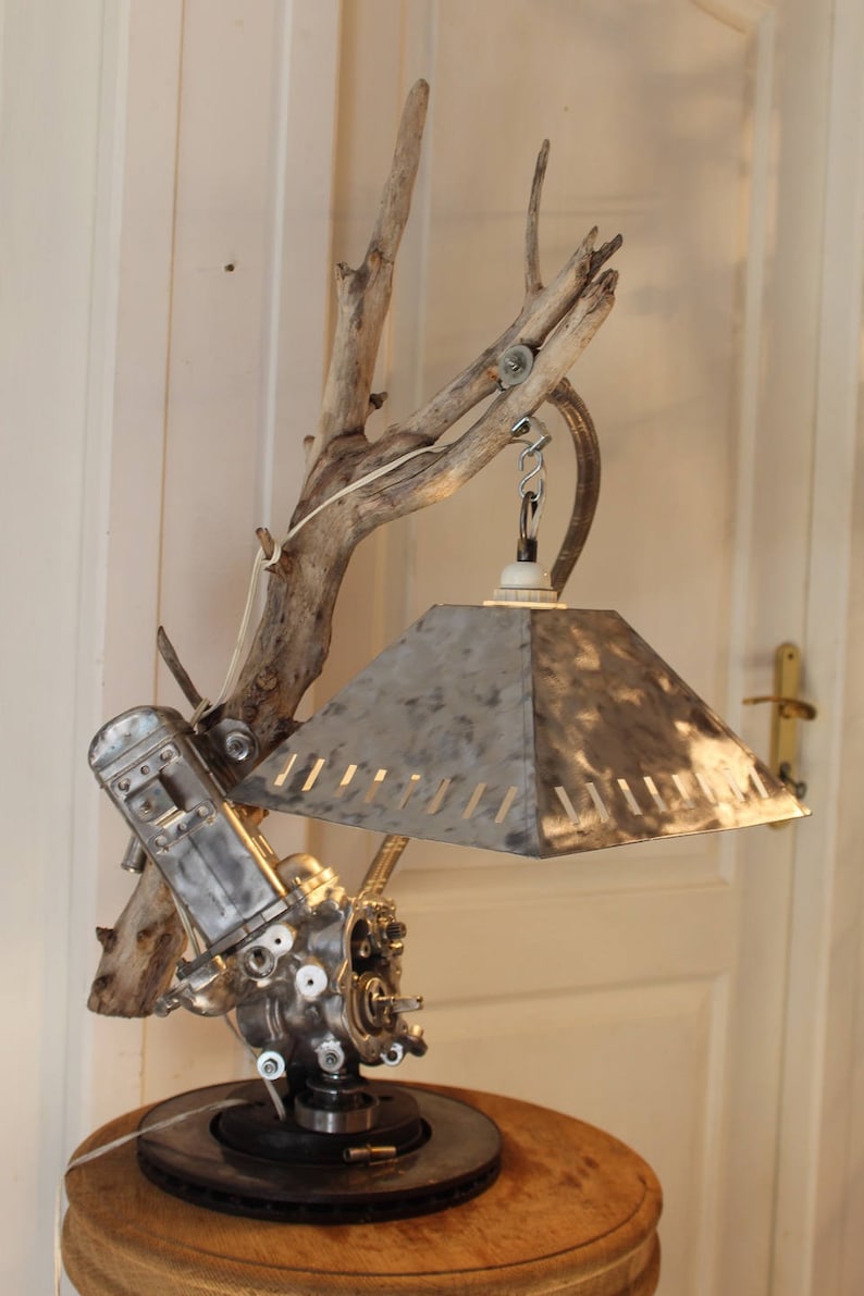 Driftwood Alu Flottin By Recyclhome industrial lamp.