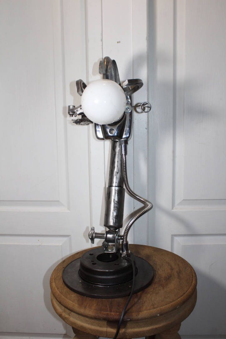 Modèle Le Monde Entre Notre Main By Recyclhome.