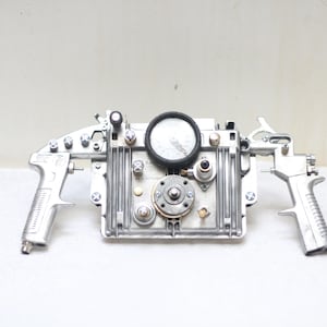 Escultura “Volante F1” da Recyclhome.