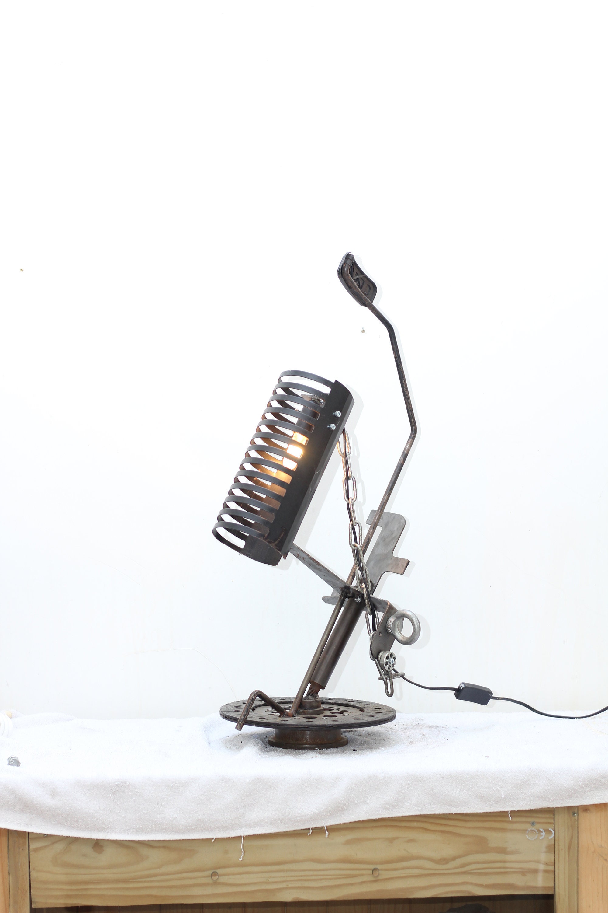 Lampe Industrielle Cd Embrayé By Recyclhome.