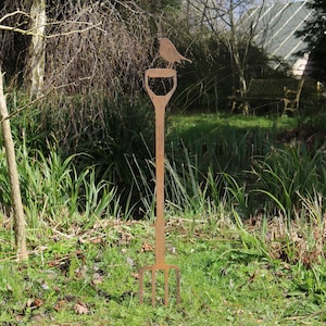 Rusty metal robin on fork outdoor and garden gift, retirement gift, steel anniversary gift, Christmas gift image 1