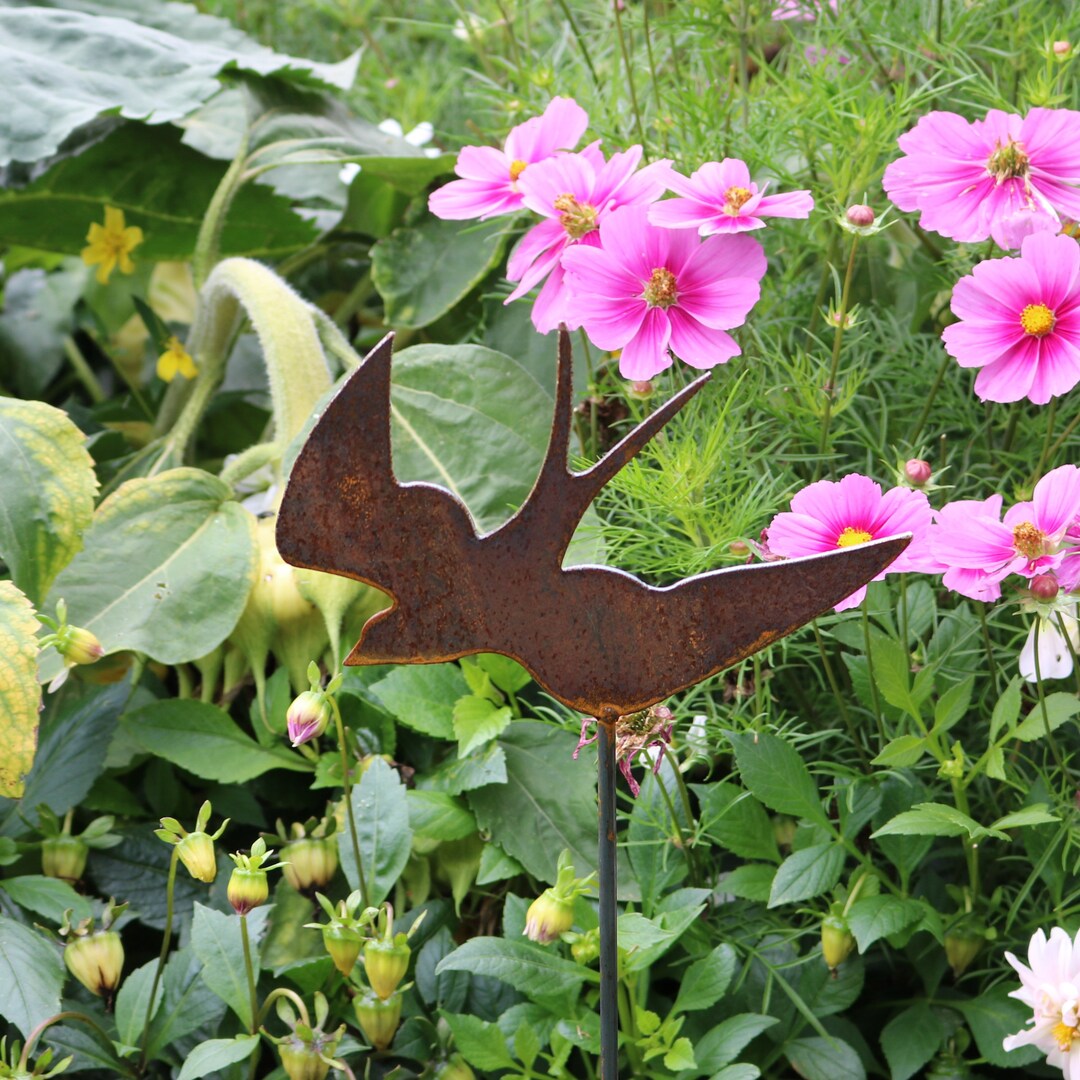Rusty Metal Swallow Outdoor and Garden Gift, Swallow Home Decor Gift