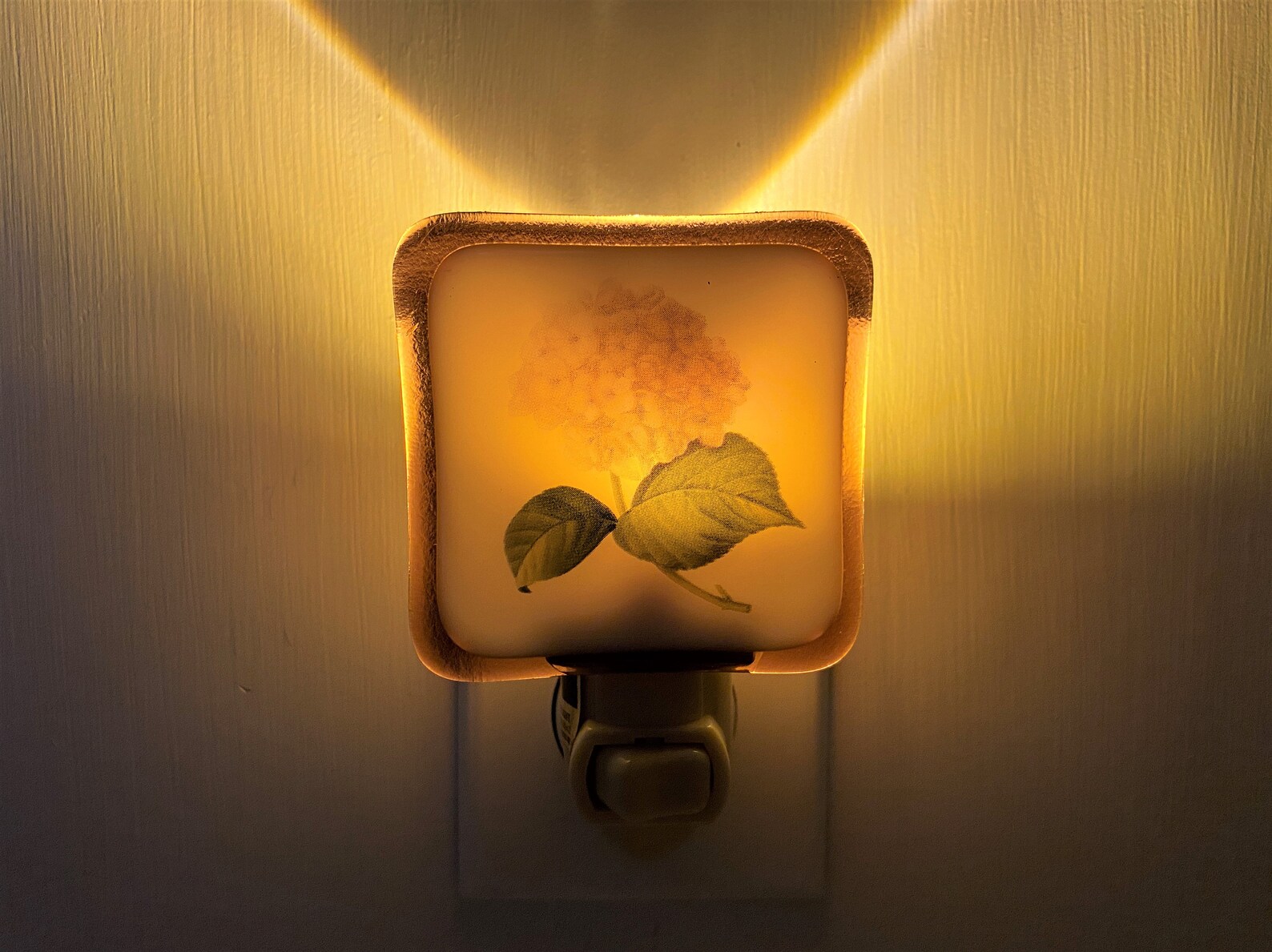 Hydrangea Night Light Wall Plug In Beautiful Wedding Etsy