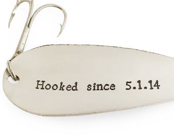 mens gifts, personalized, anniversary, husband gift, valentine gifts for men, gifts for him, fishing lure, keychain, keyring, hooked since