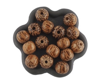 x20 Striped round brown coconut wood beads 8mm (64C)