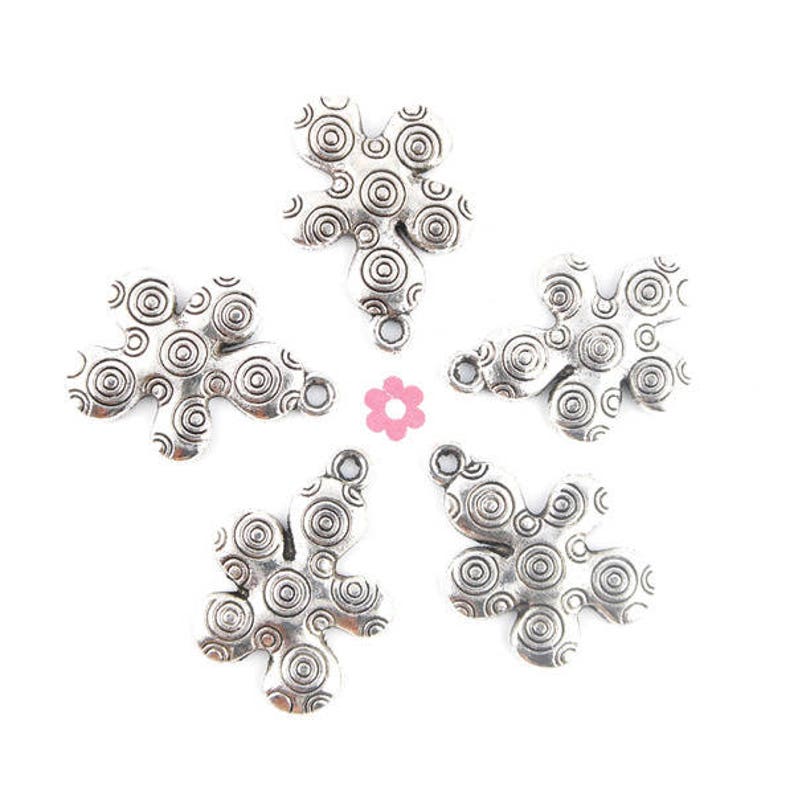 x5 Breloques pendentifs fleurs argenté 26x19mm 109D image 1