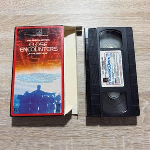 Close Encounters of the Third Kind - Sci Fi Drama - VHS Tape