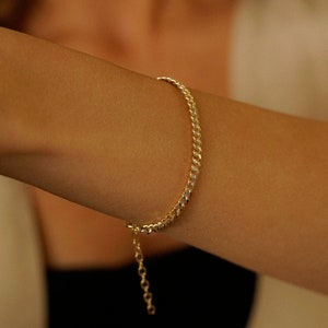 Gold Filled Chunky Curb Bracelet, Gold Chain Bracelet, Curb Bracelet, Minimal Bracelet, Layering Bracelet, Gift for her, Birthday Gift