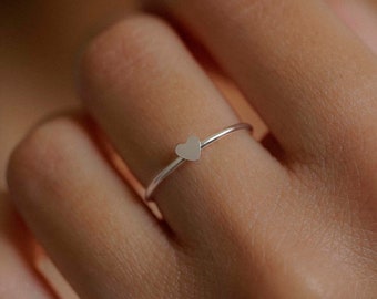 Sterling Silver Heart Ring, Minimal Ring, Stacking Ring, Dainty Ring, Love Ring, Gift for her, Girlfriend Gift, Birthday Gift, Anniversary