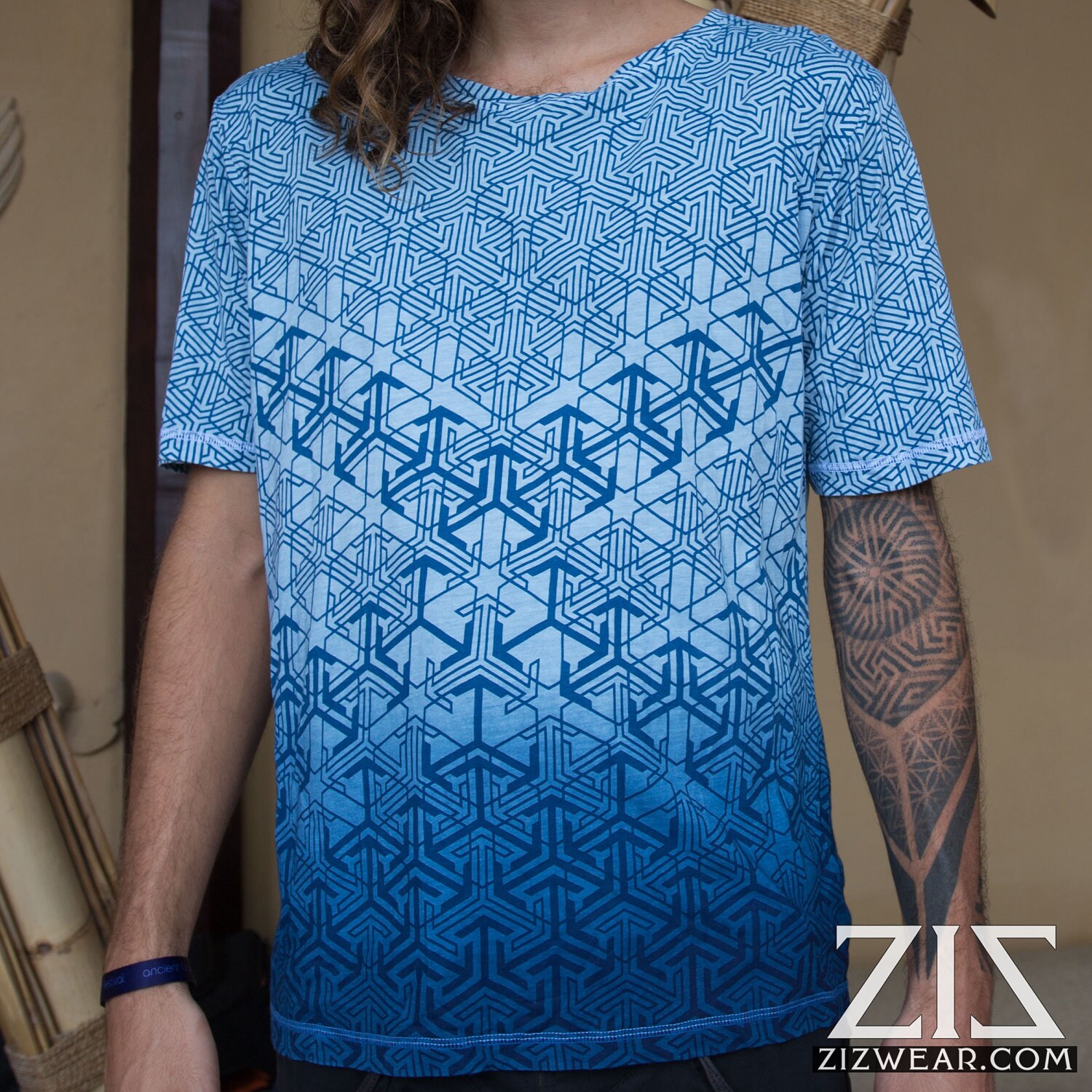 ZIZ Geomorph / Men's T-shirt / Indigo Skye / Organic Cotton