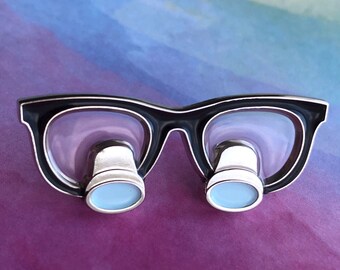 Loupes Enamel Pin- Medical Gift - Gift for Doctor - Gift for Nurse - enamel pin for medical professionals - anatomy