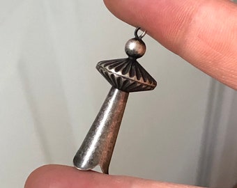 Antiqued Silver-finished Squash Blossom Drop: Southwestern DIY Jewelry (34x15mm) SLP, "Beads that Spread Out", Large Squash Blossom Focal