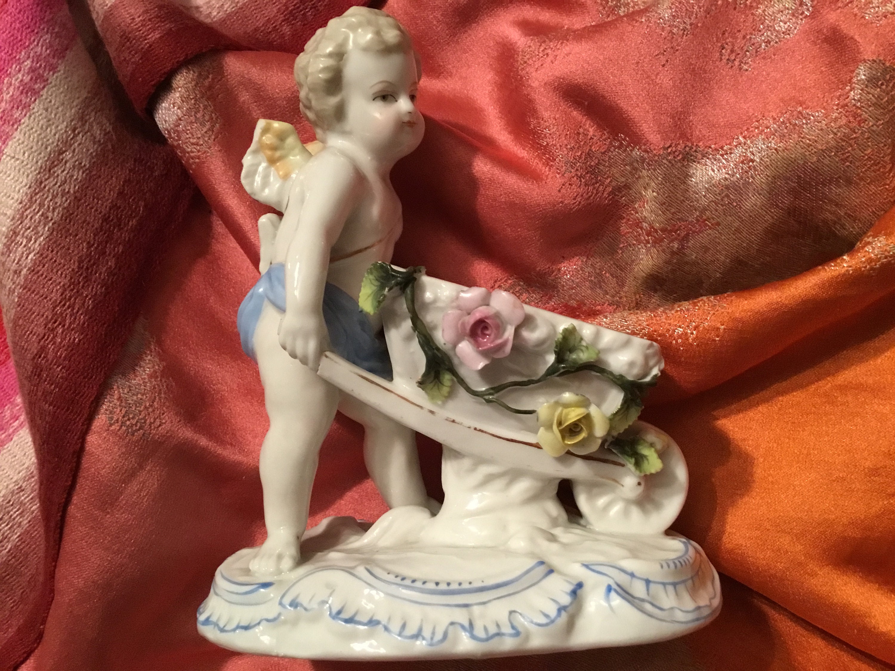 Vase Figurine Victorien