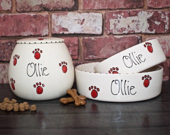 personalised dog set, personalised dog bowls, personalised cat bowls, dog gift set, cat gift set, dog treat jar, custom dog bowls, treat jar