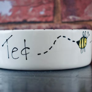 Medium dog bowl, dog bowl, dog food bowl, personalised dog bowl, ceramic dog bowl, dog food holder, custom dog bowl, dog water bowl, bee