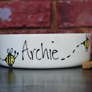 small dog bowl, personalised dog bowl, ceramic dog bowl, cat bowl with name, custom dog bowl, dog food bowl, bee design, cat food dish
